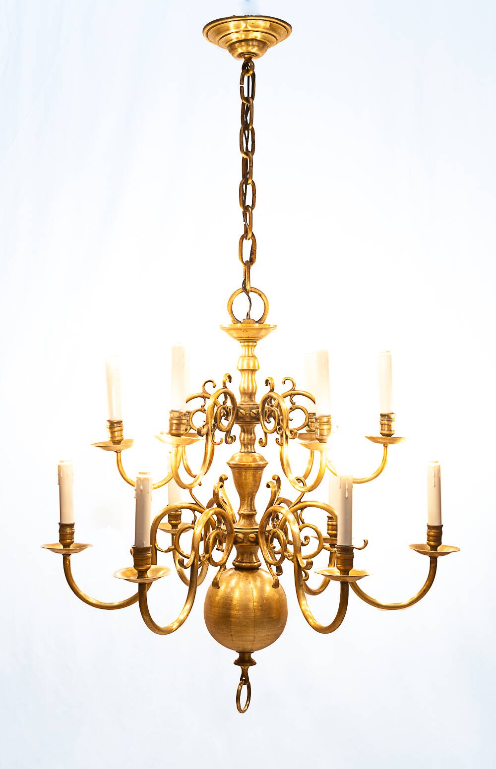12-light Dutch chandelier