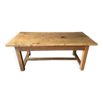 Farm table