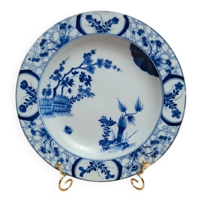 Assiette creuse ancienne Creil et Montereau modèle Japon / Monet bleu