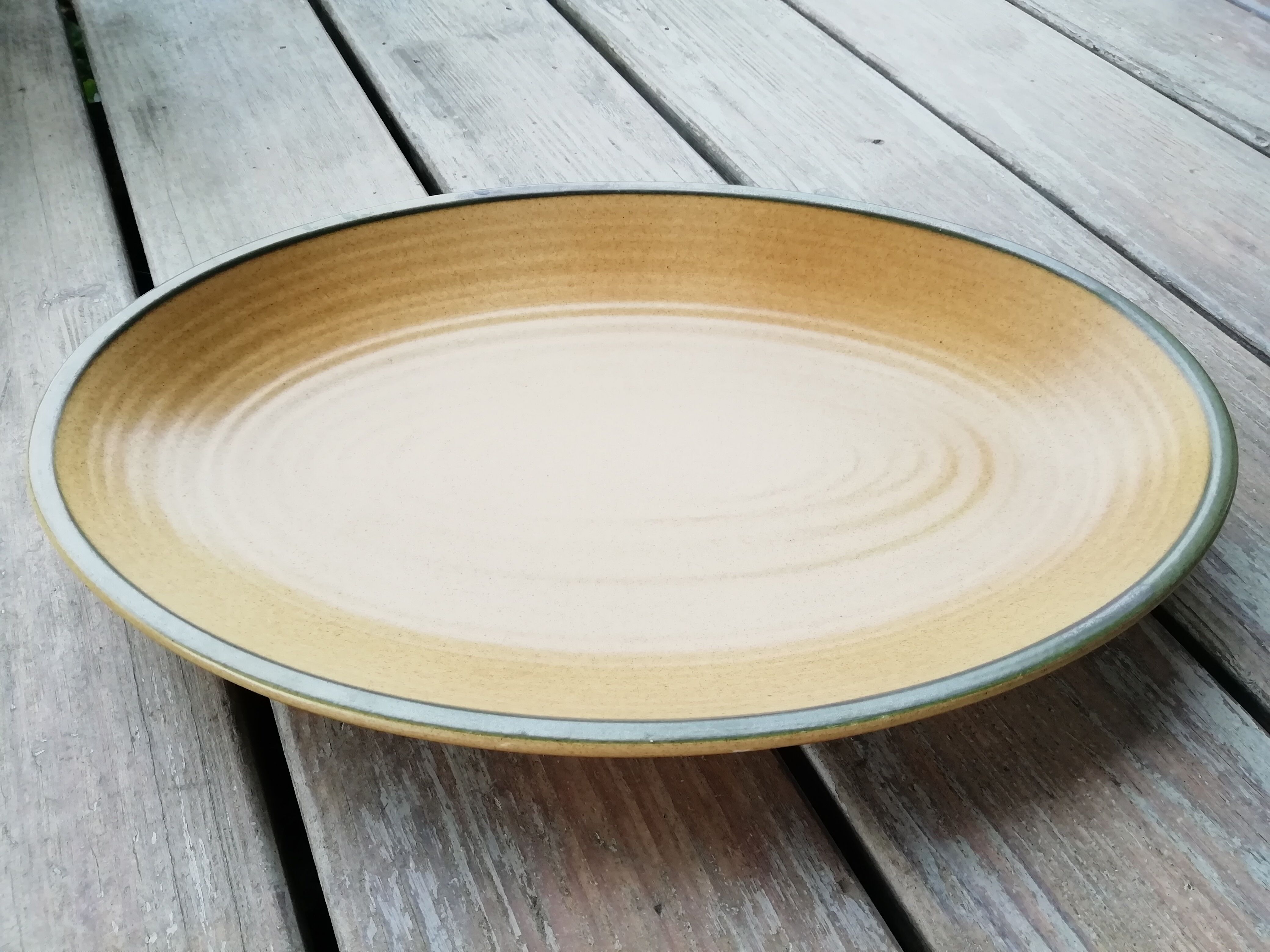 Flat oval saline sandstone