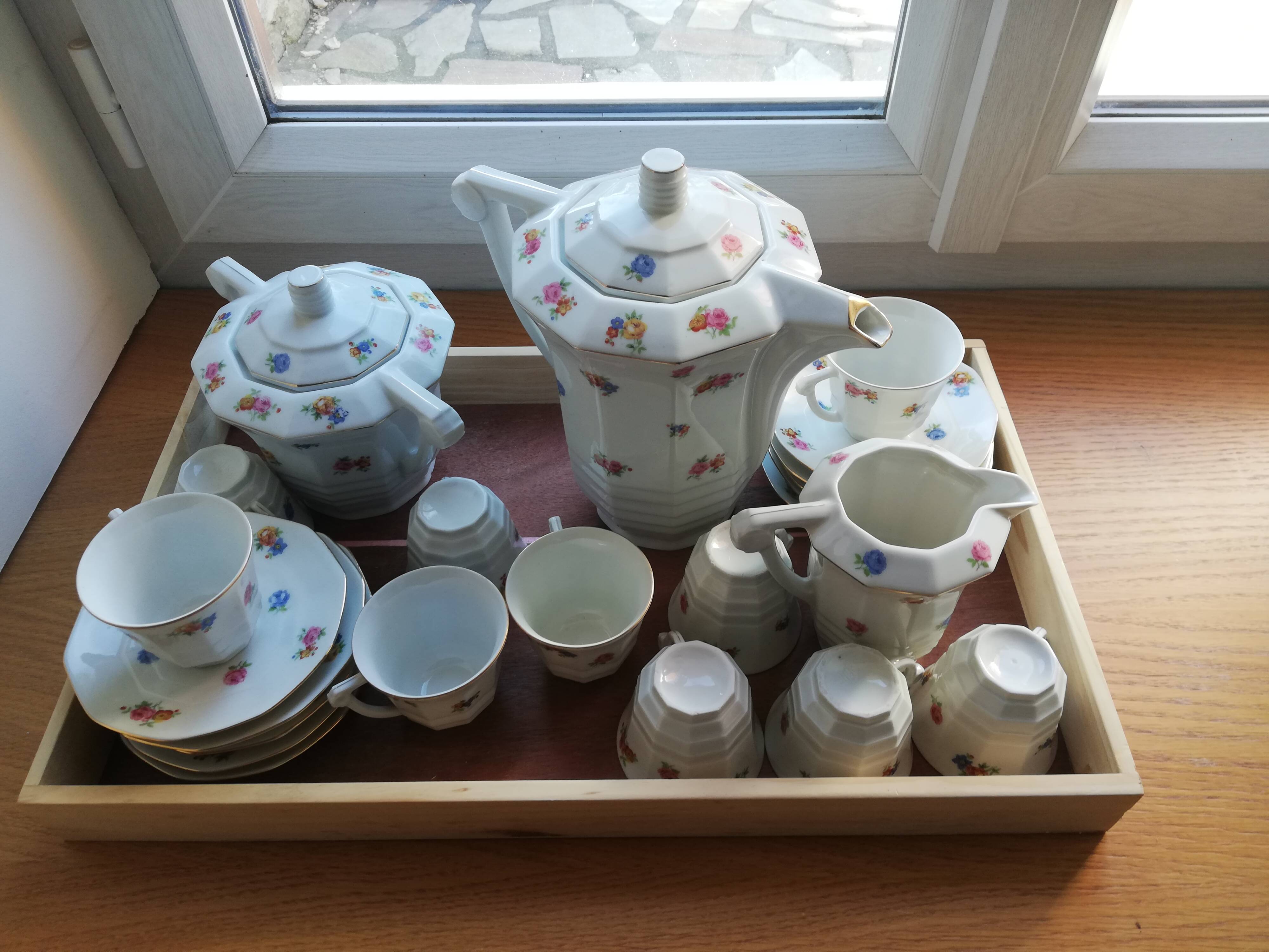 Antique coffee service in fine Limoza porcelain