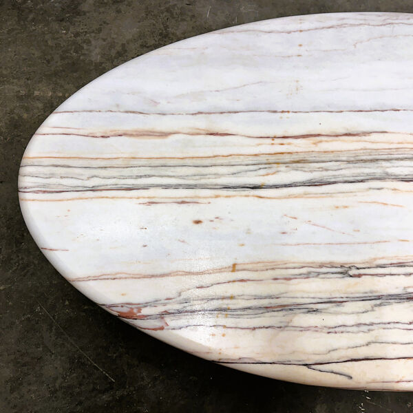Table basse ovale en marbre Breccia Sarda Striato, Italie années 1980