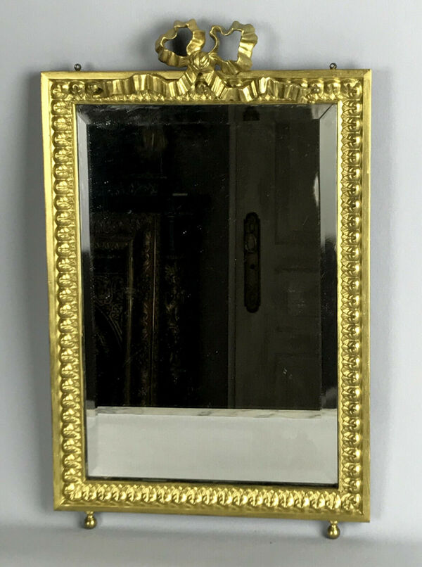 Miroir ancien en bronze doré de style Louis XVI avec miroir biseauté 37x23,5cm
