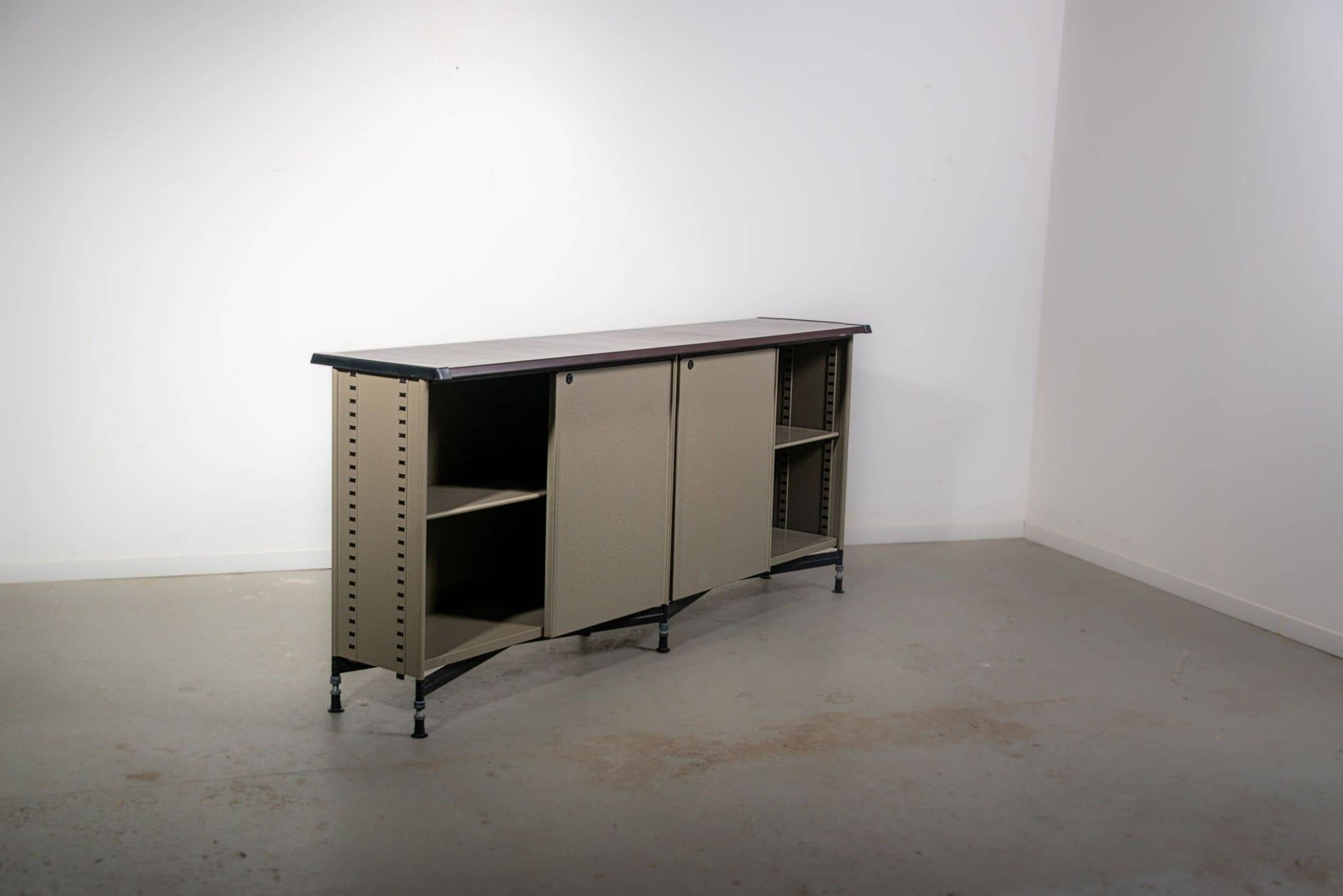 Spazio series sideboard by Studio BBPR for Olivetti, circa 1960