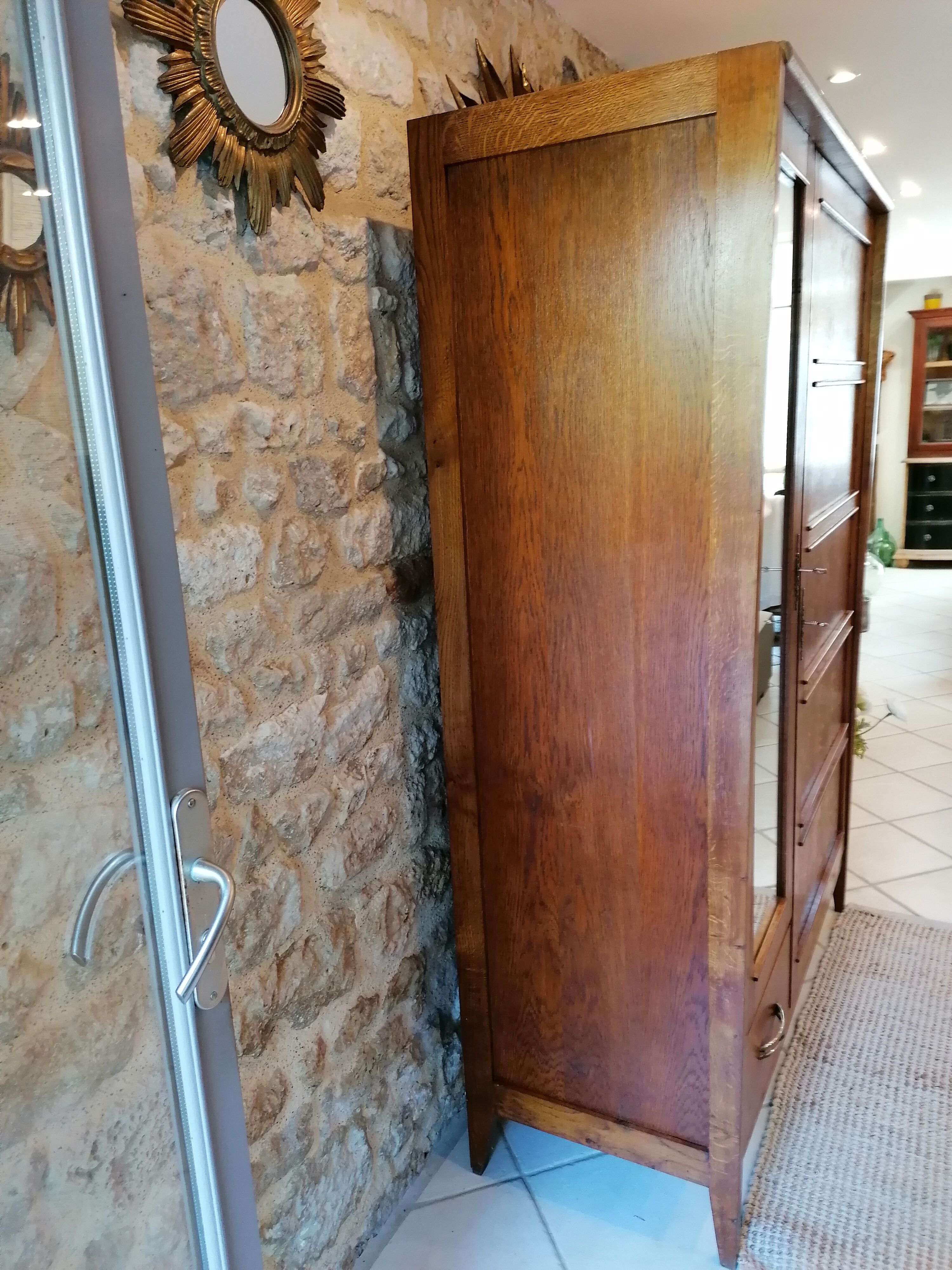 Armoire vintage