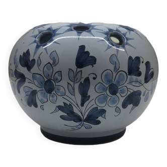 Vase pique fleur en céramique de Nevers JM Montagnon