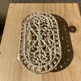 Old oval enamelled cast iron trifle soap holder