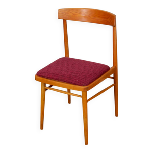 chaise tchèque produite
