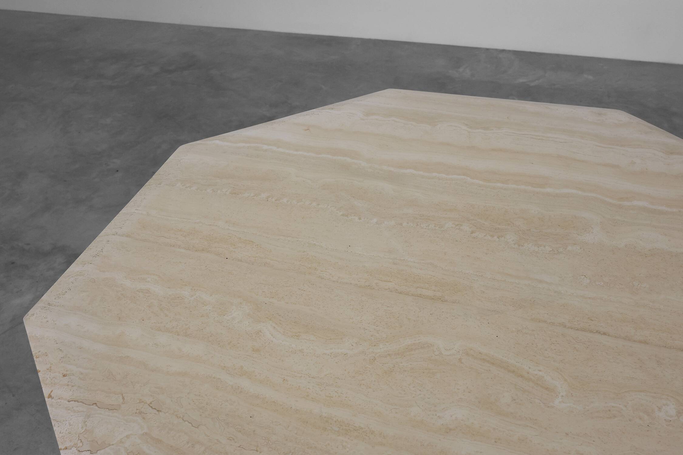 Mid-Century Italian octagonal Travertine Dining Table, 1980s