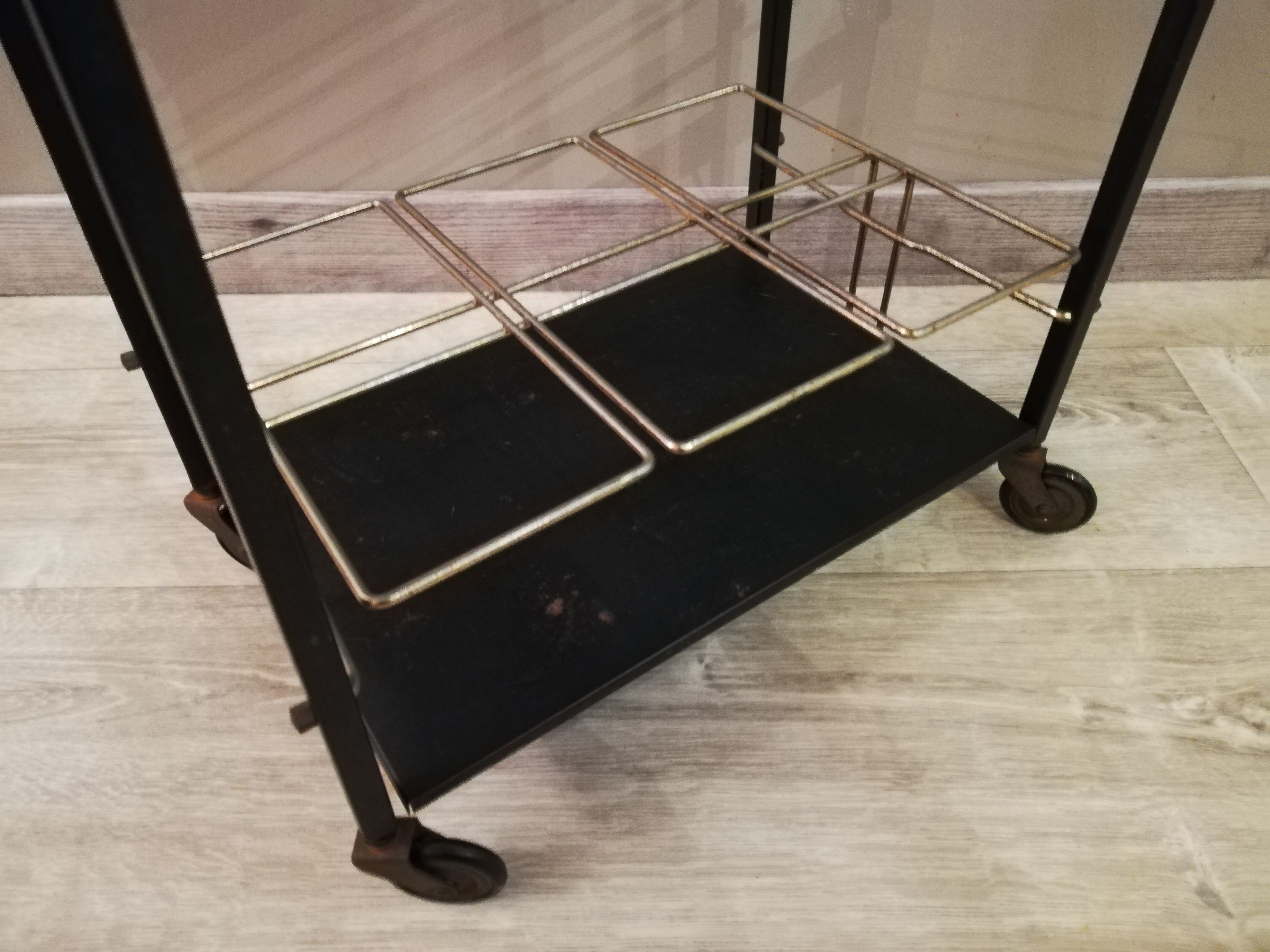 Table desserte bar moderniste