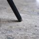 Lampadaire tripode avec tablette "palette" en bois, années 50