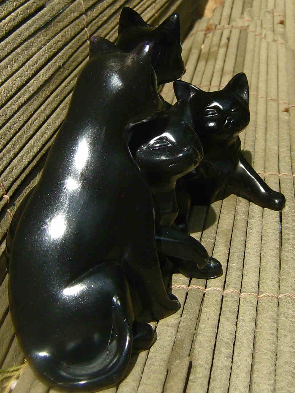 Lot de 4 chats noirs
