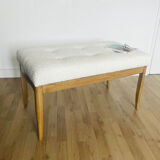 Oak bench, white fabric