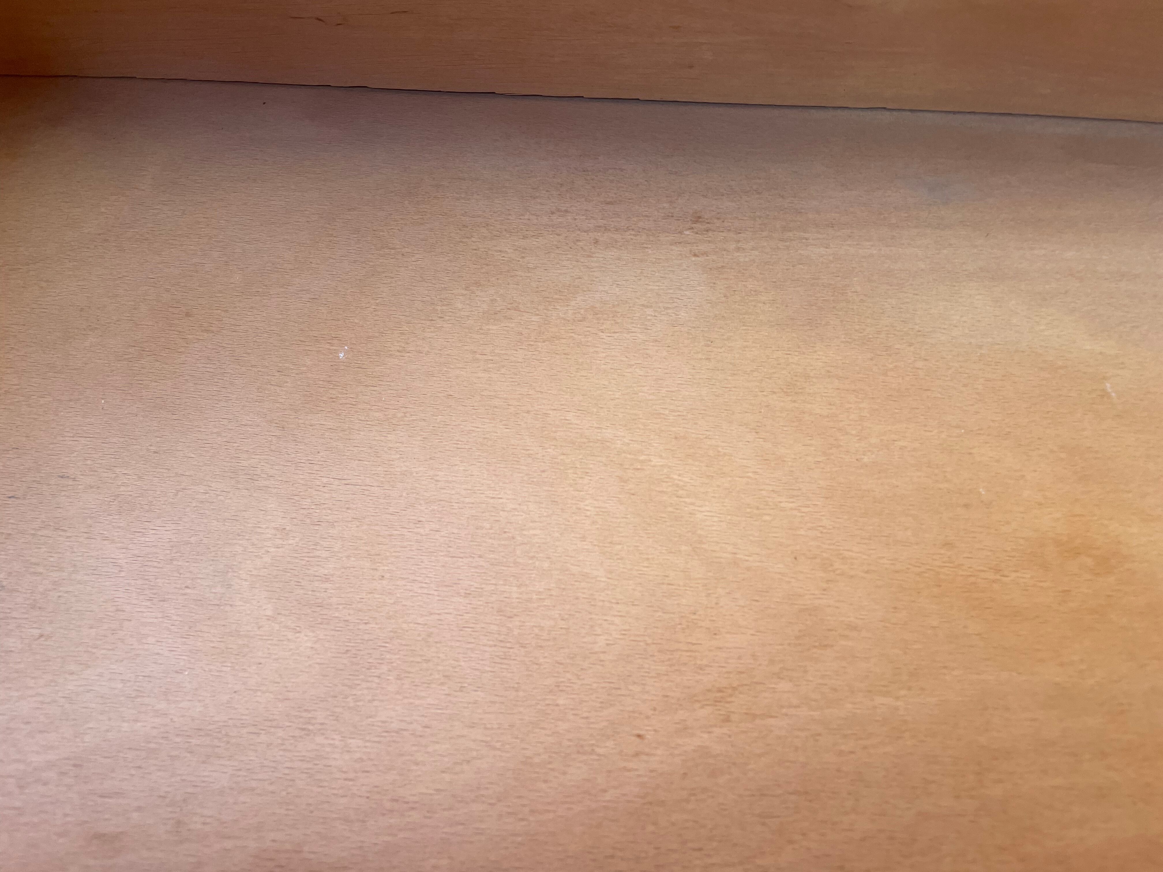 Chest of drawer compass feet