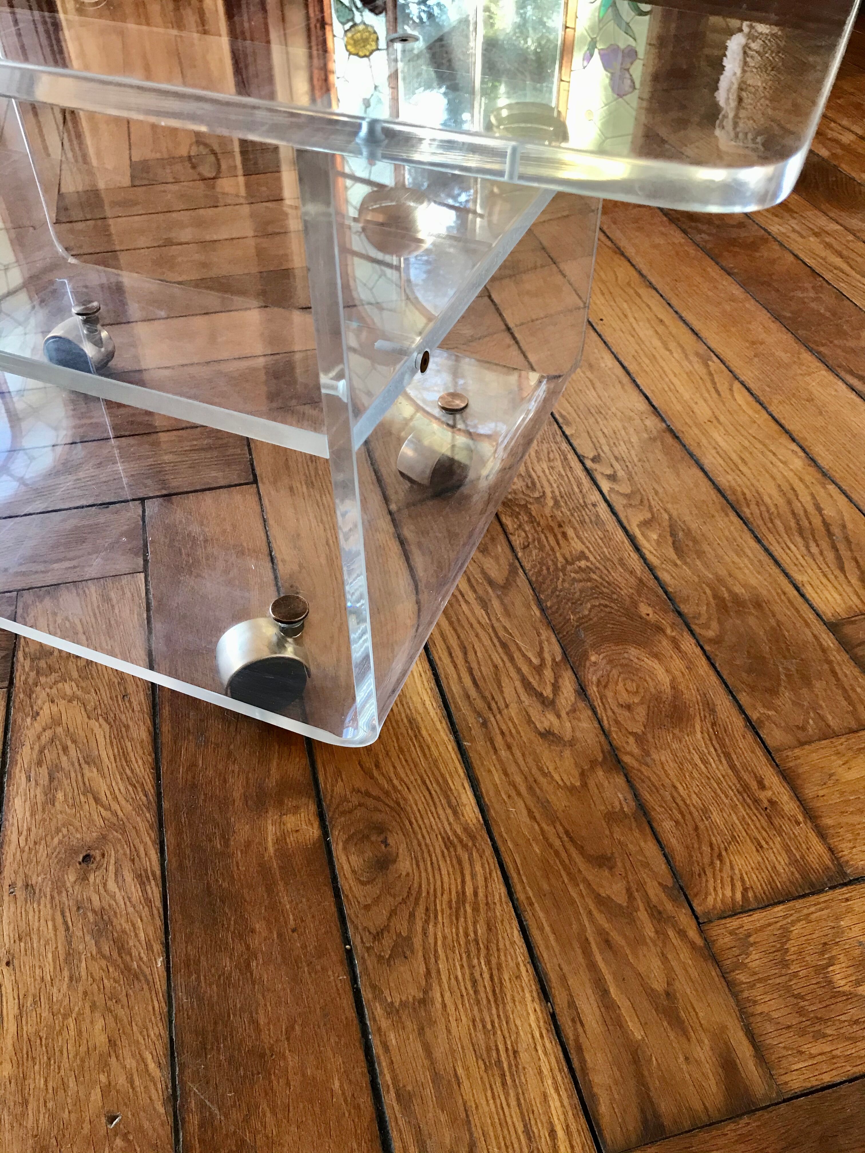 Plexiglas roller table, "Les Invisbles de Marais"