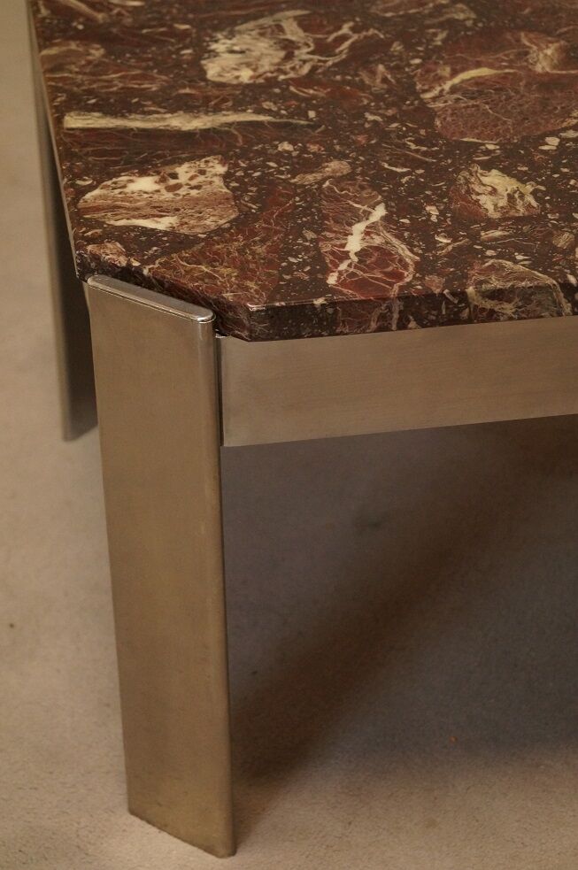 Table basse italienne en marbre et acier