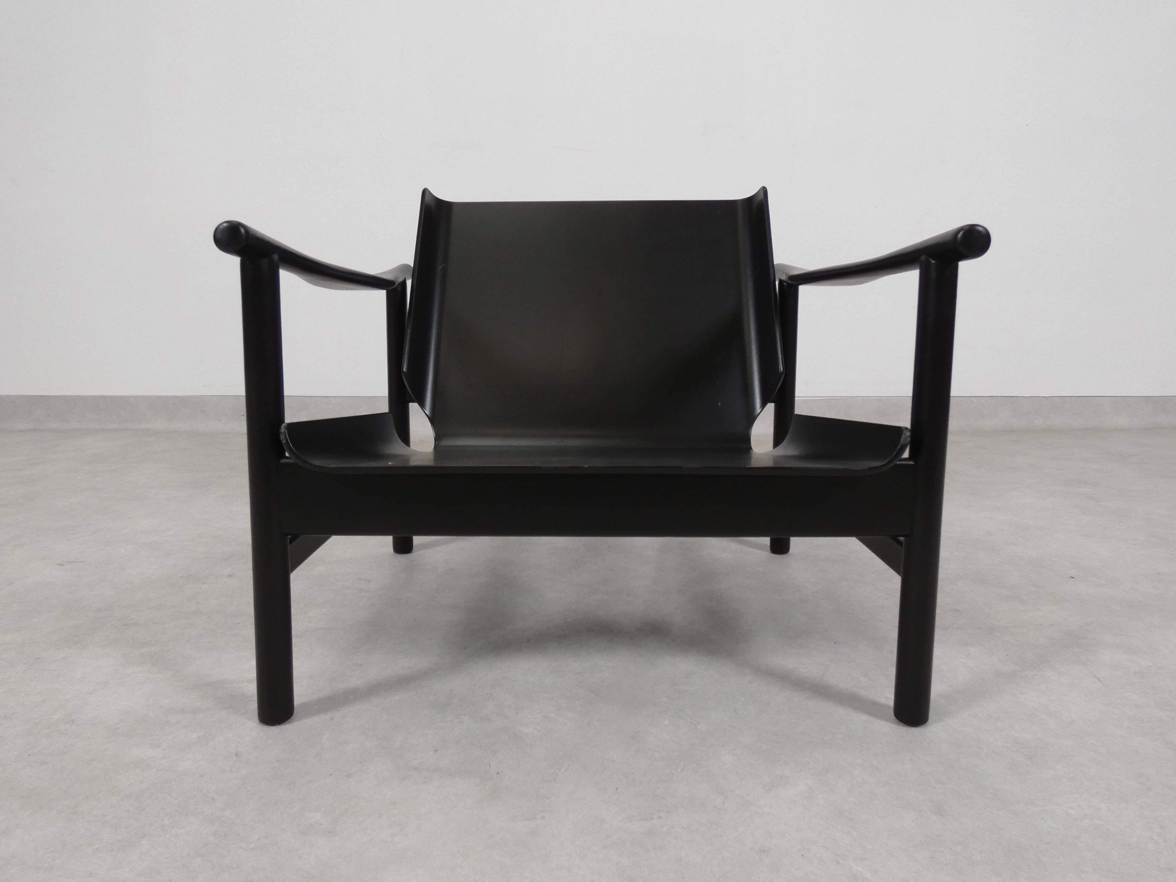 Wooden Scandianvian arm chair