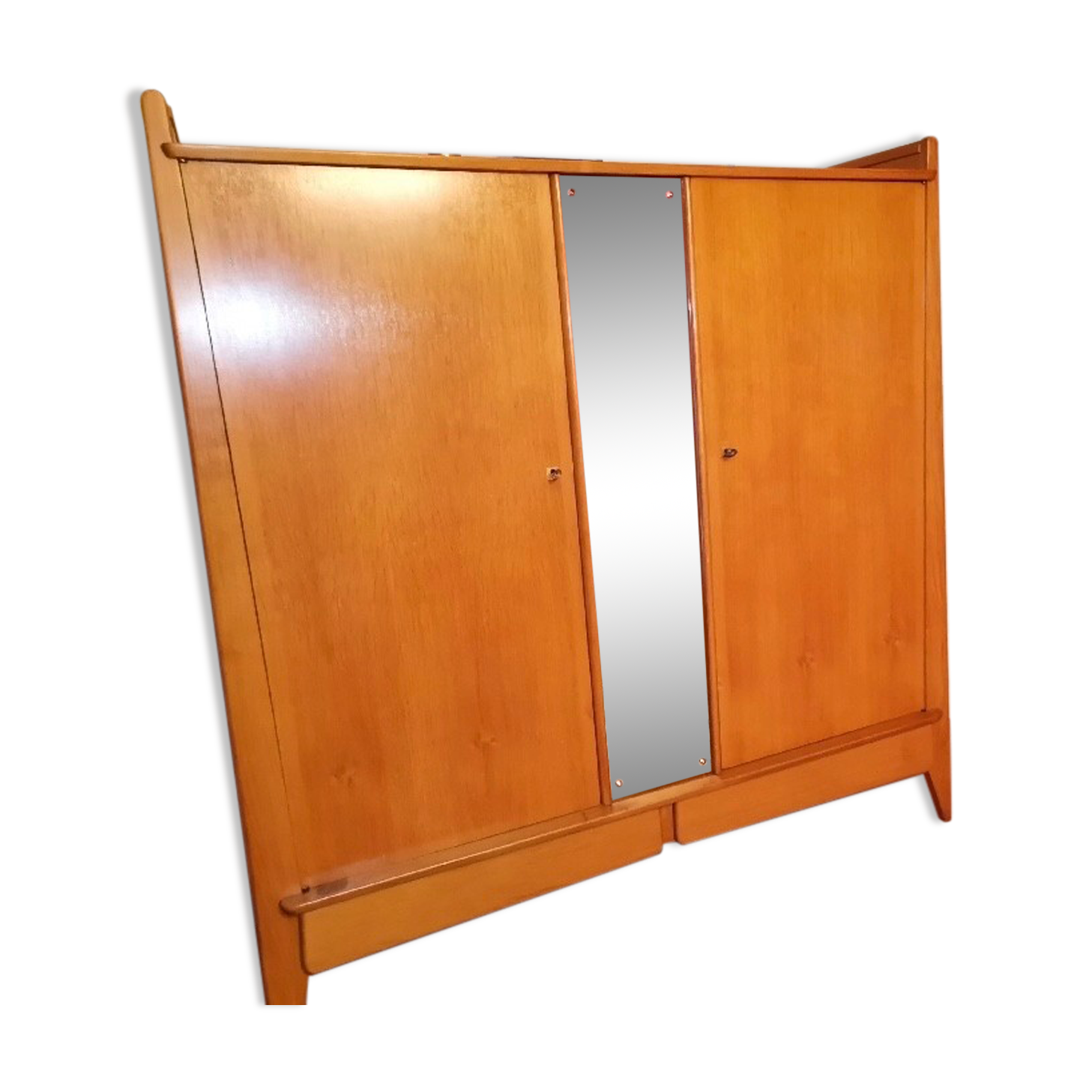 Vintage wardrobe year 50 (National Furniture Federation