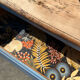 Commode bleue patinée