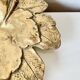 Plat décoratif en forme de feuille – Bronze doré – Début XXᵉ siècle