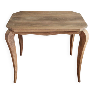 Sculptural side table in solid wood - Reinterpreted Louis XV style