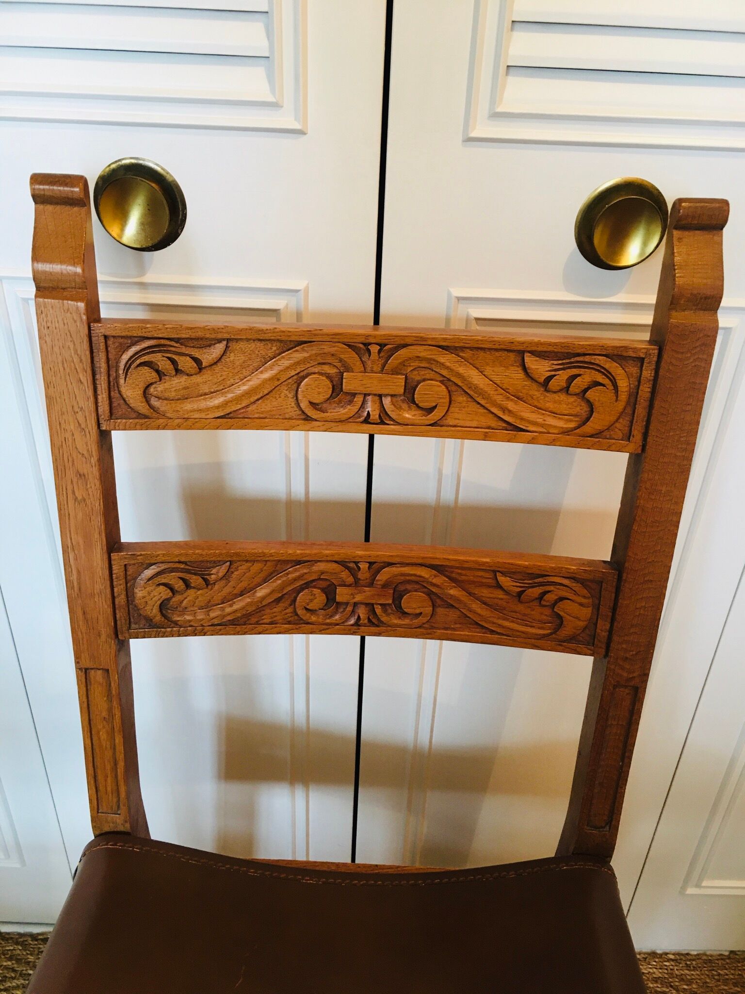 Lot of 4 old wooden and leather chairs