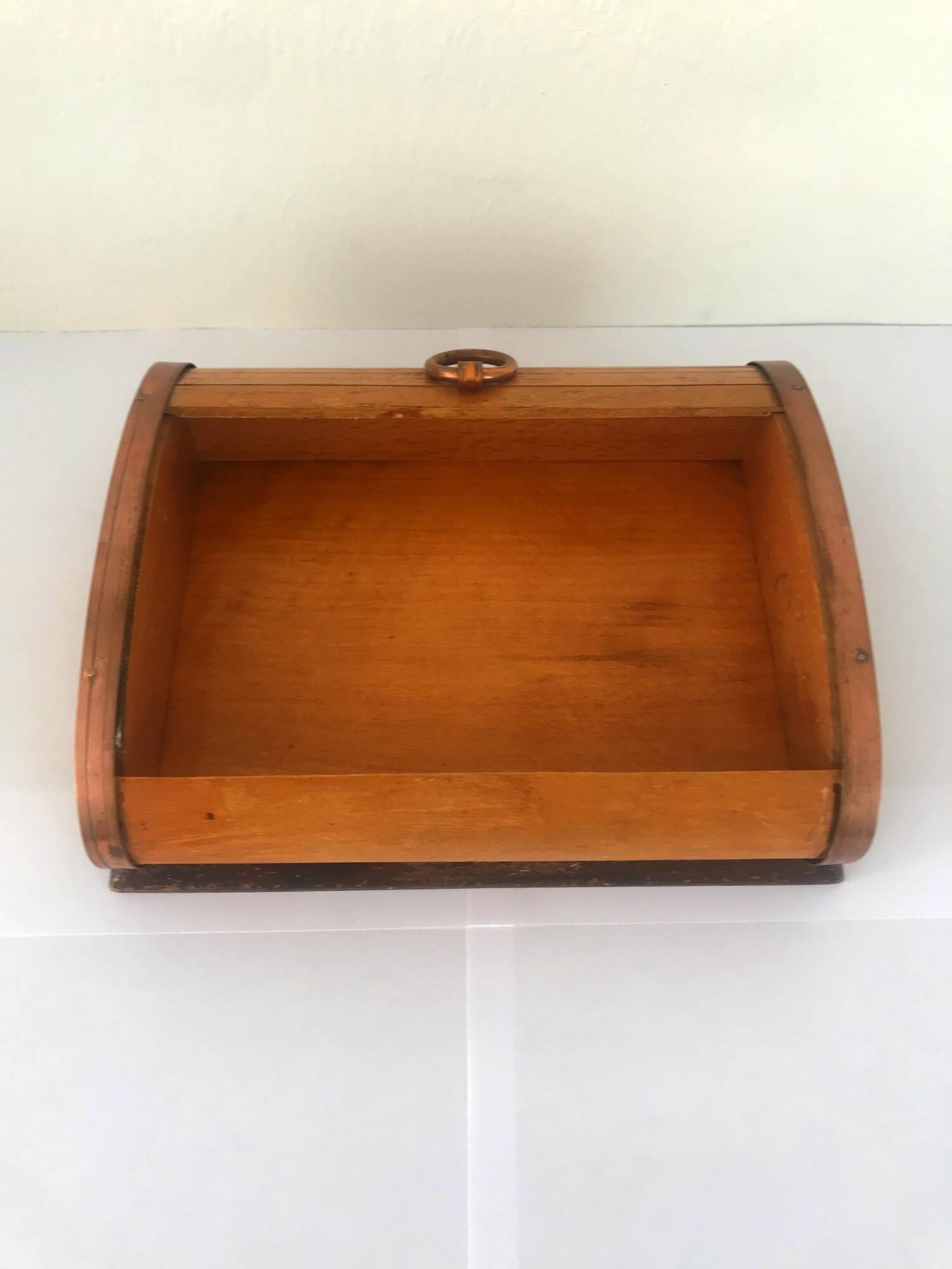 Vintage roll box from the 1950s