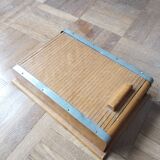 Curtain box