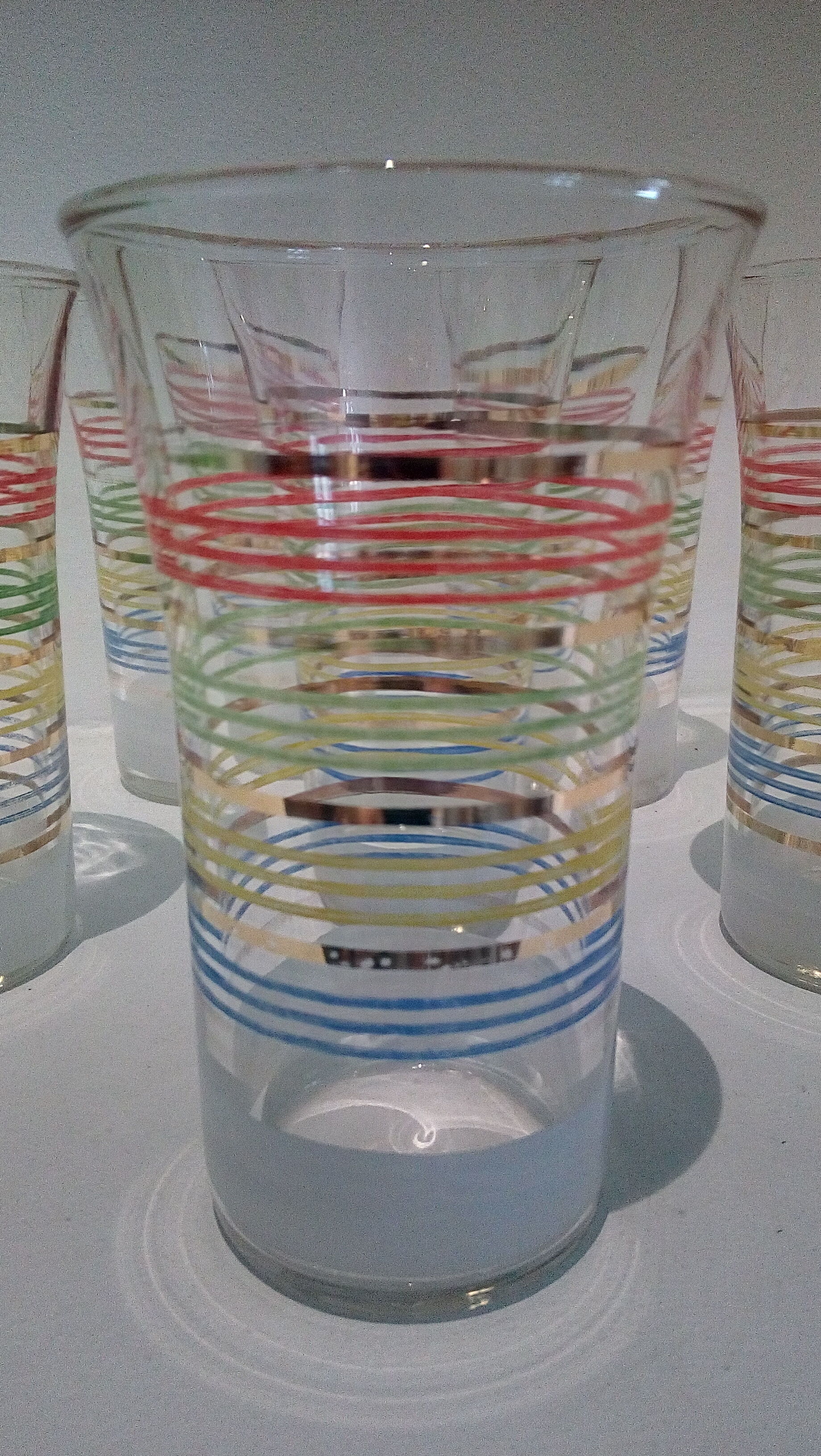 Set of 6 vintage juice glasses with stripes