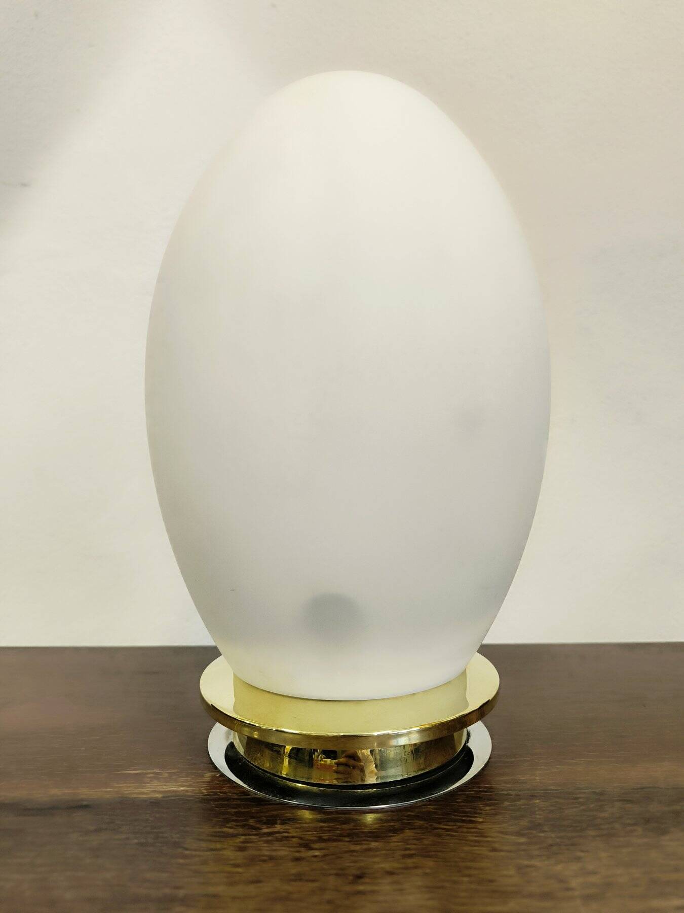 EGG Lamp 1960 in glass in Murano Opalino