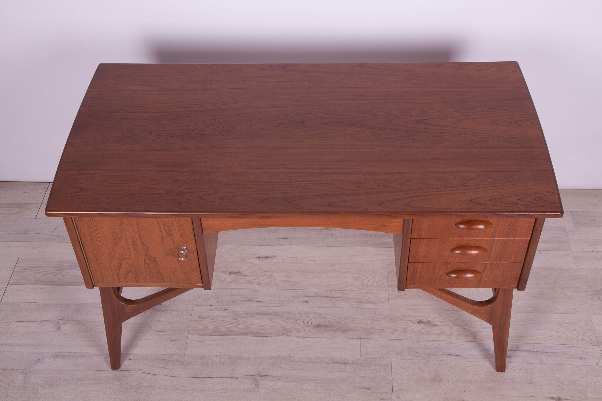 Mid-Century Freestanding Teak Desk, 1960s