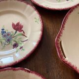 12 assiettes à dessert et leur plat de service décor de fleurs des champs