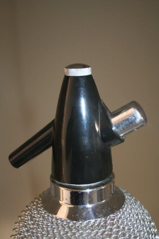 Siphon 70's mesh Seltzer water bottle