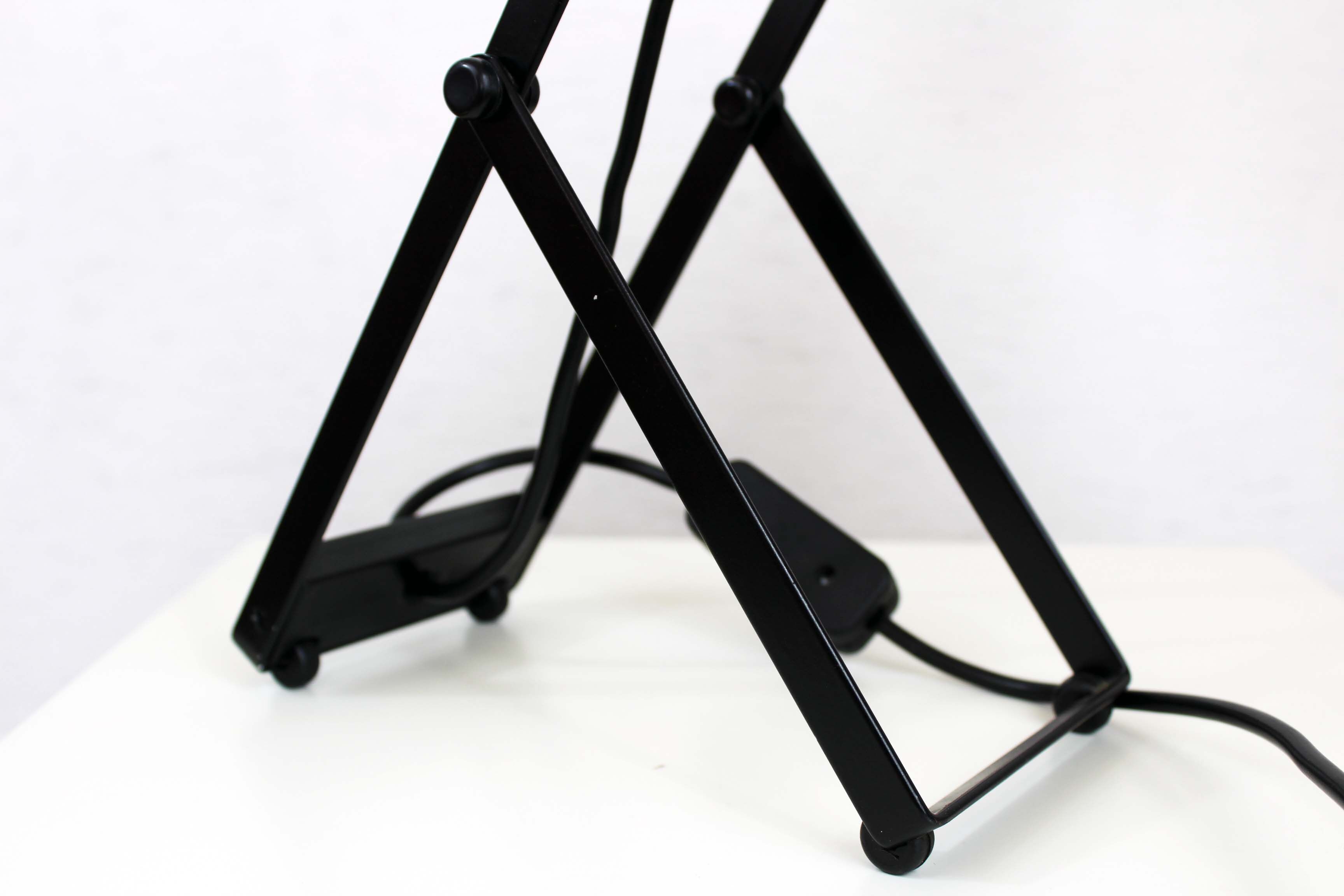 Lamp Artemide model Sintesi by Ernesto Gismondi