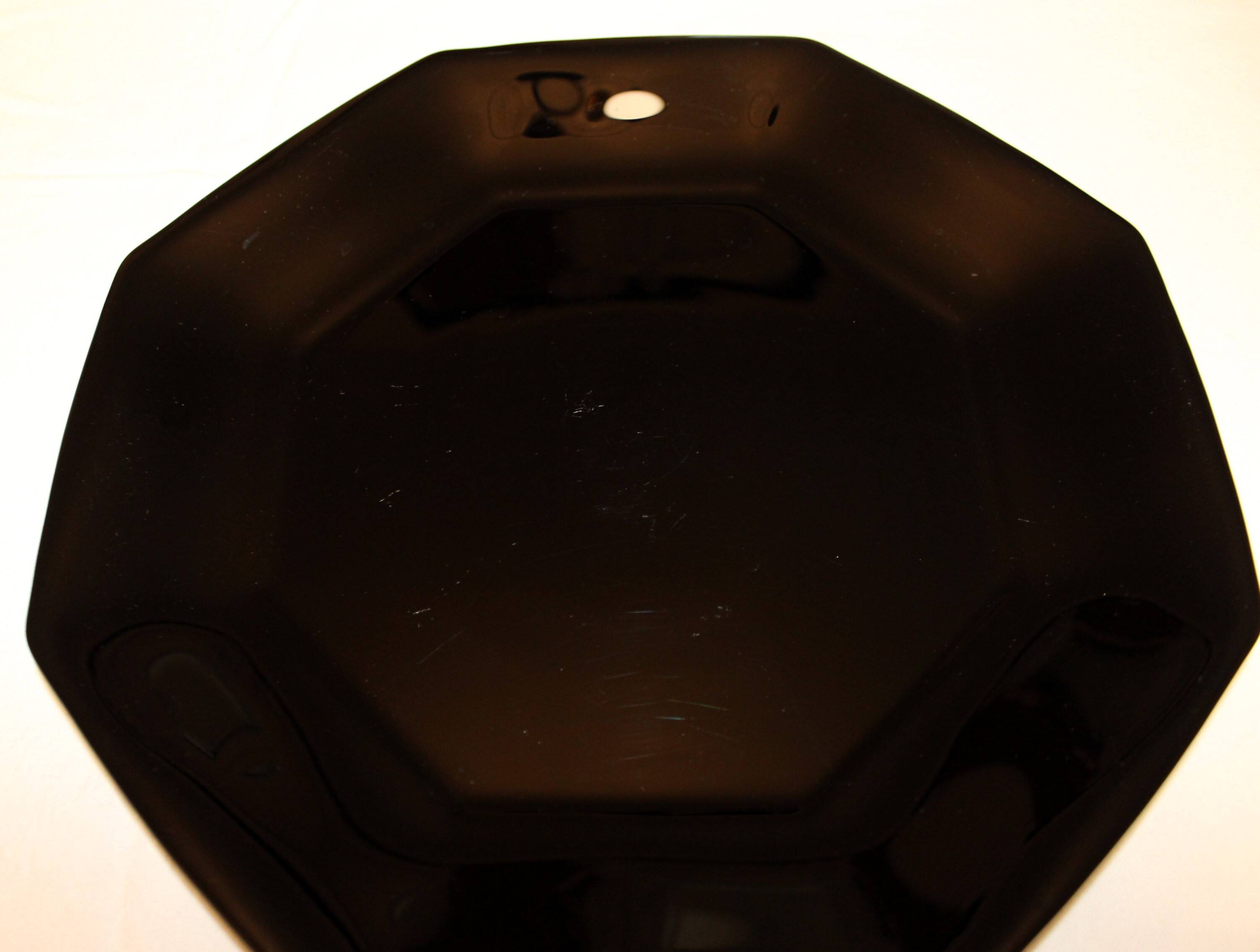 6 black Arcoroc "Octime" dinner plates (set 1)