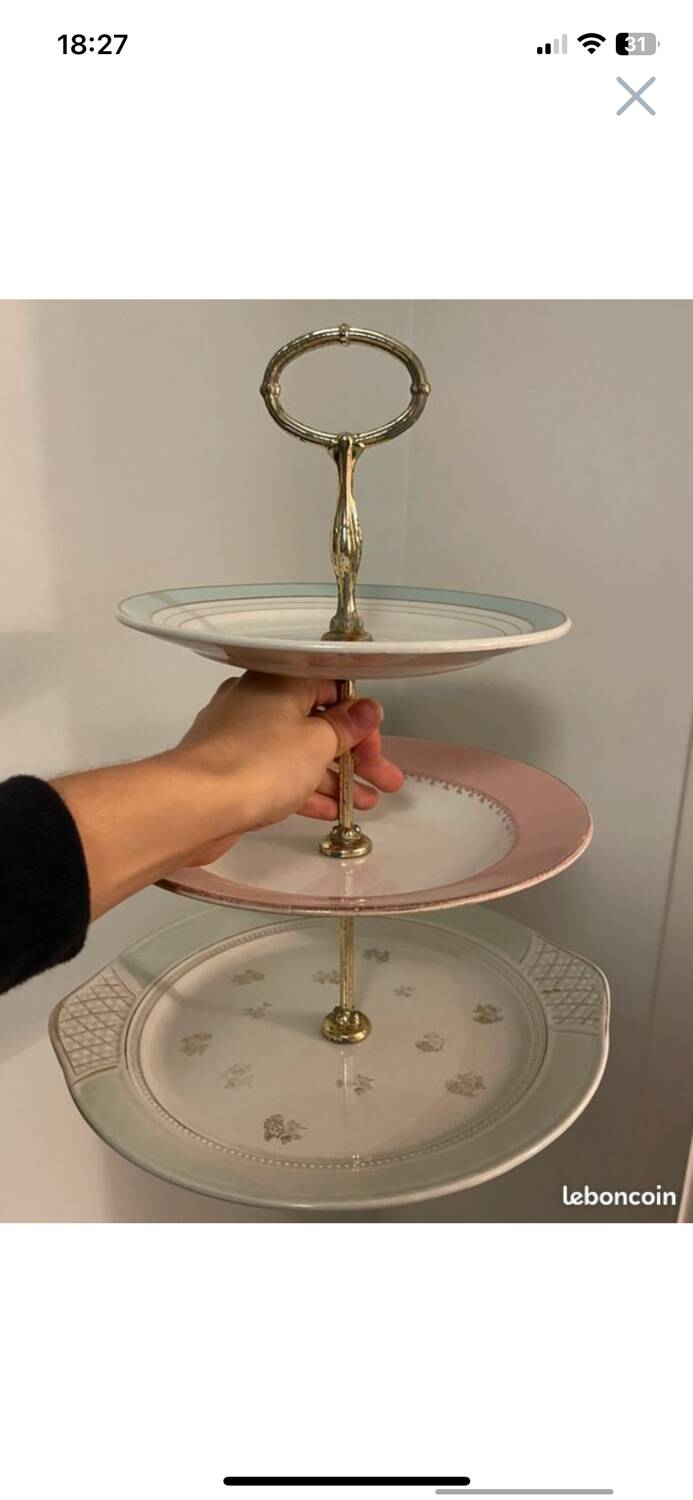Serviteur muet / plateaux etage vintage