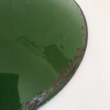 Enamelled green bowl suspension