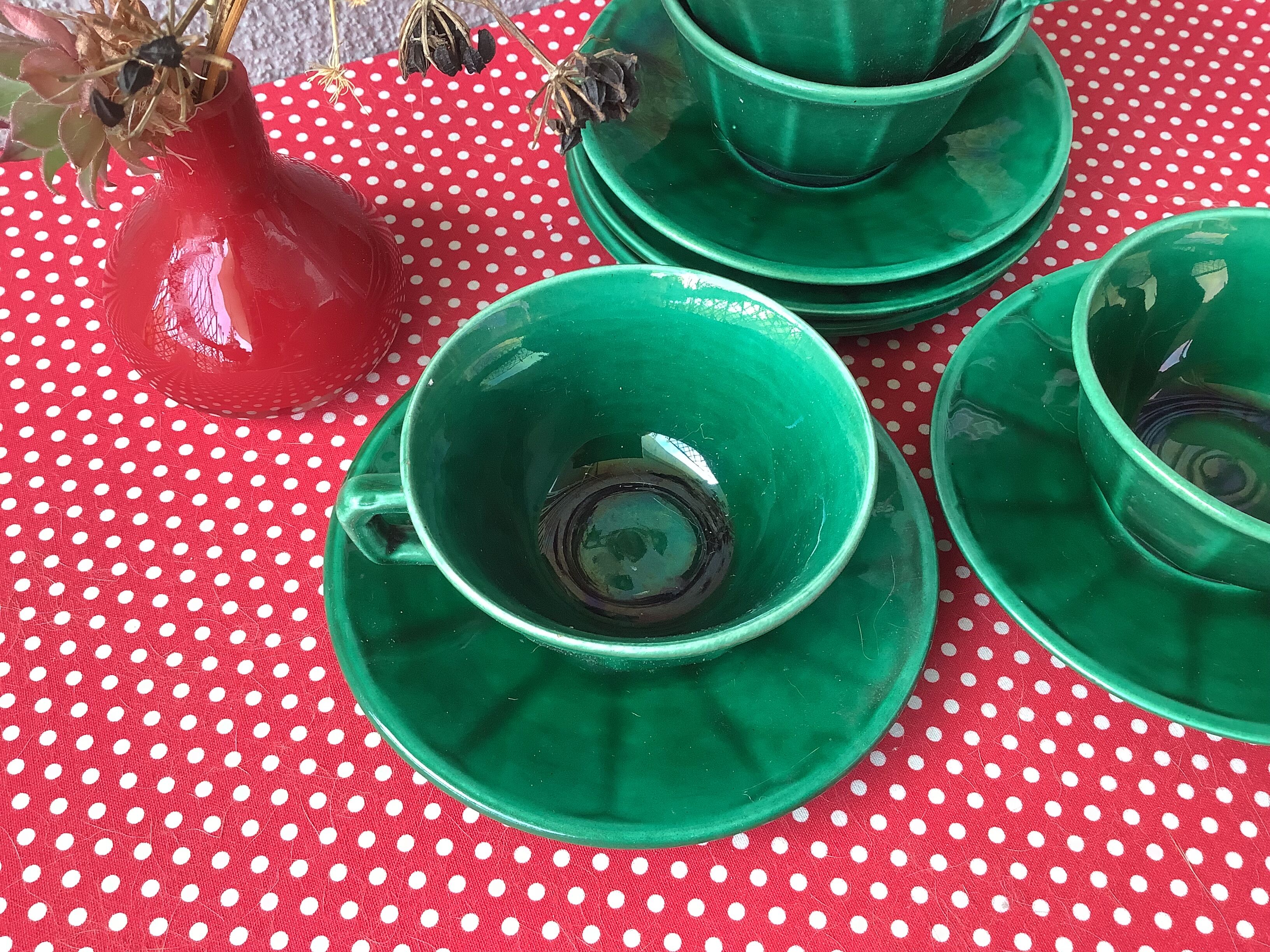 Coffee cups bistro 50' years