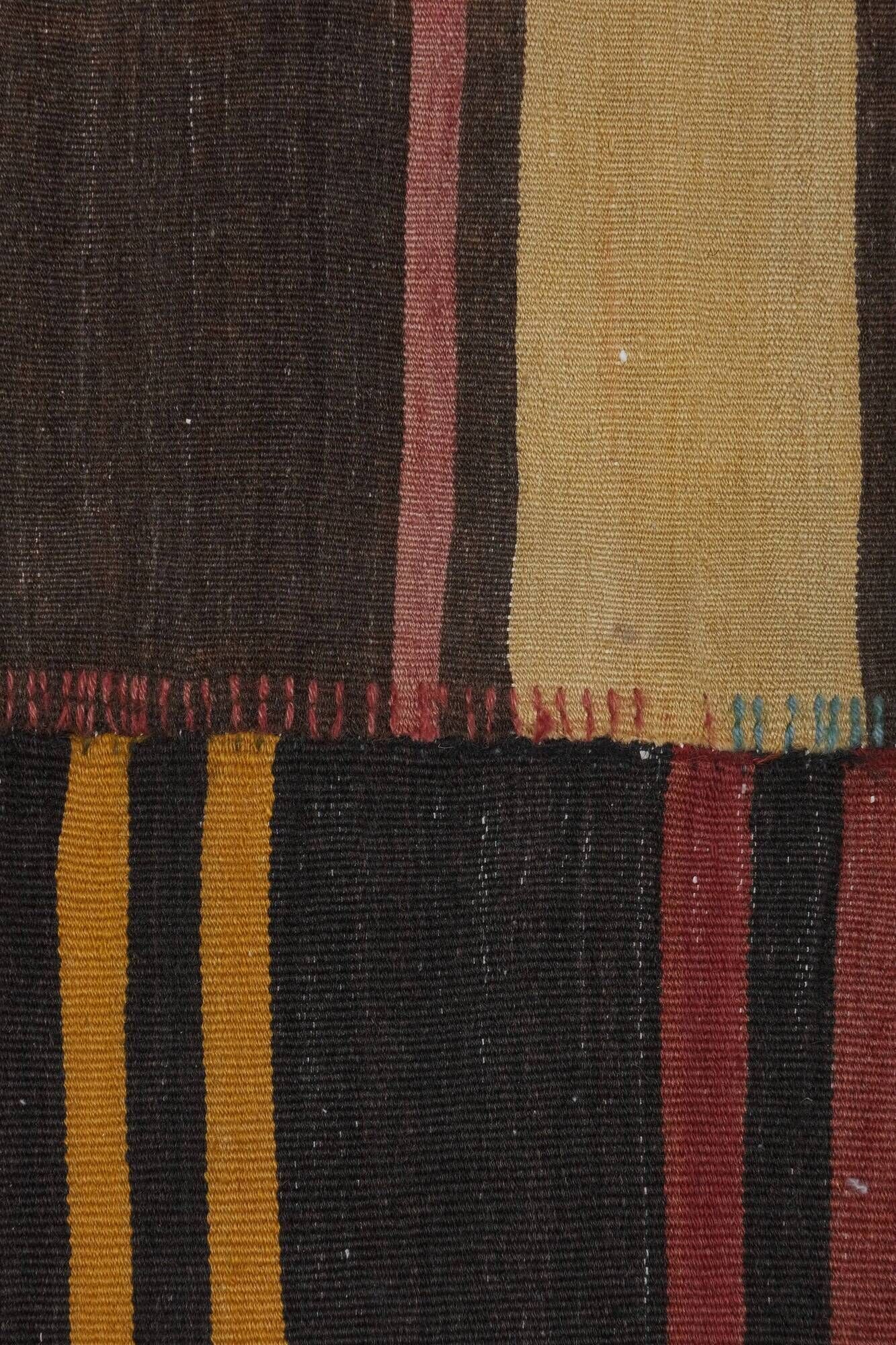 Vintage Turkish kilim, handwoven, 305x340 cm.