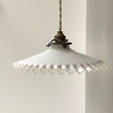 White opaline suspension