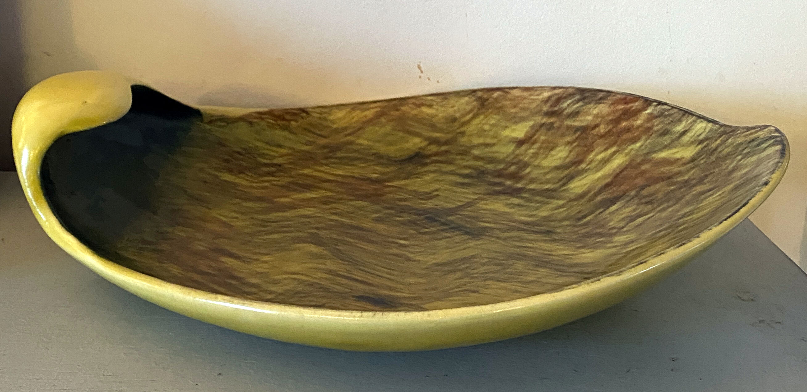 Large dish cut Saint Clement France 50' vintage