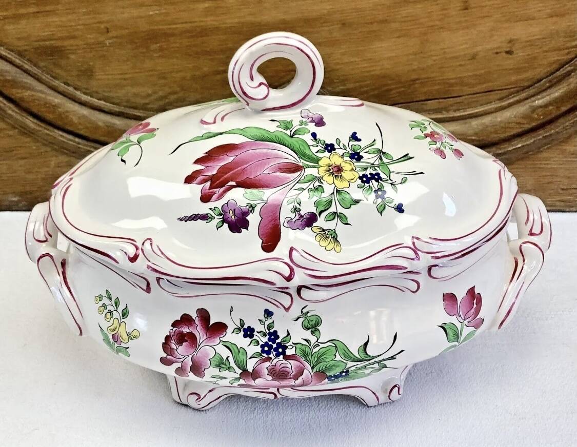 Old Lunéville oval vegetable tureen, street light model