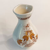 Small English porcelain vase Adams pattern Cornwall. Floral pattern.