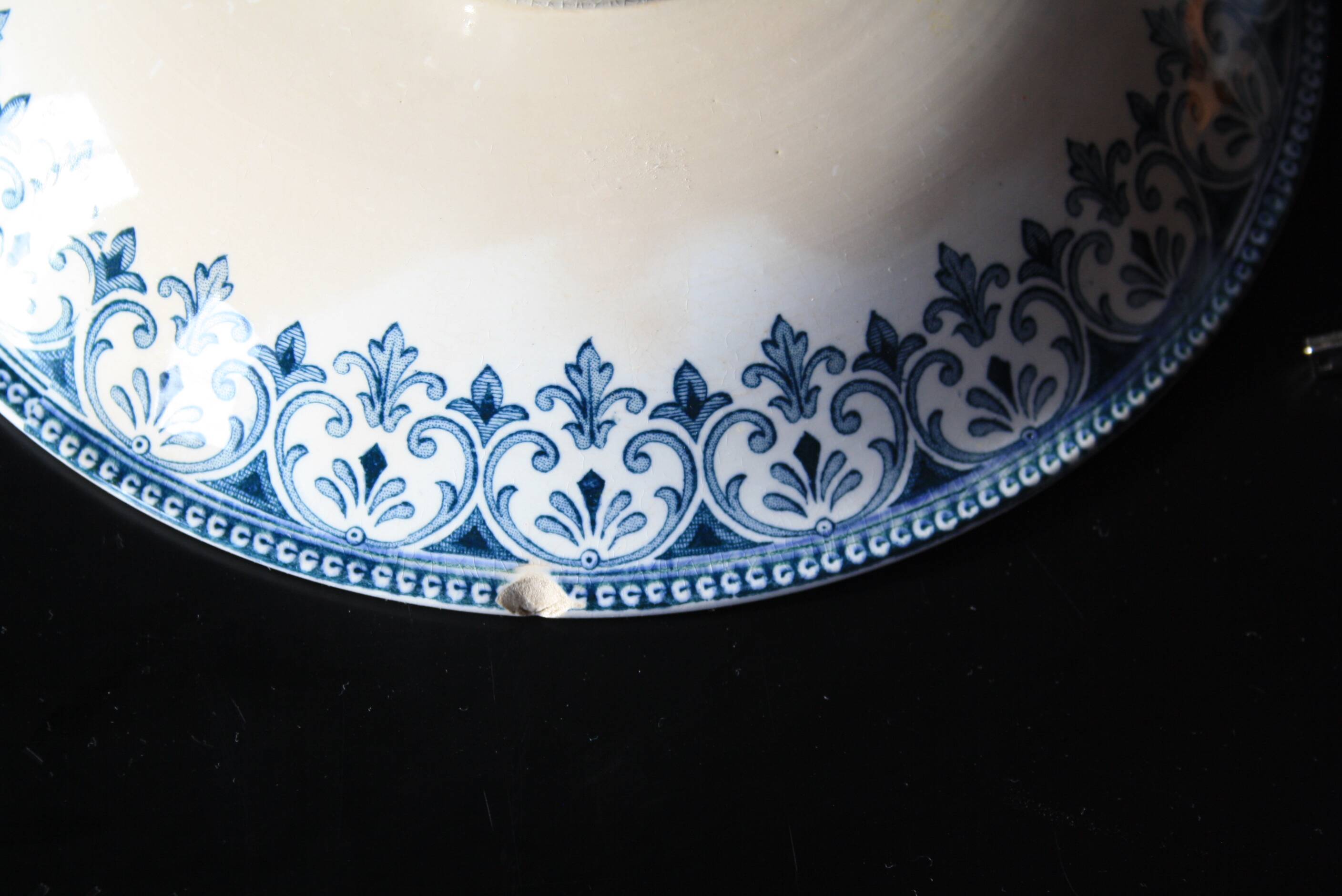 Old Badonviller fruit bowl - Terre de Fer - oriental