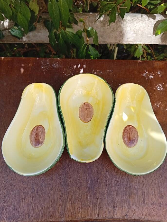 6 avocado bowls earthenware