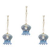 3 suspensions en verre de Murano bleu