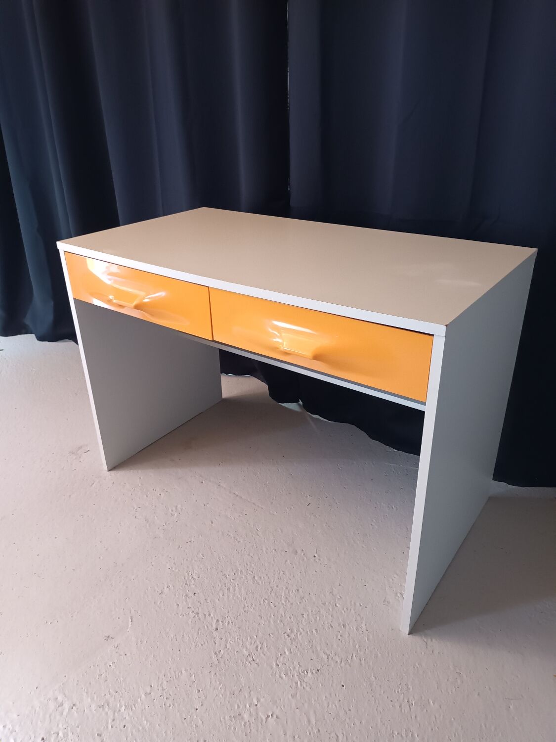 Design office of Raymond Loewy