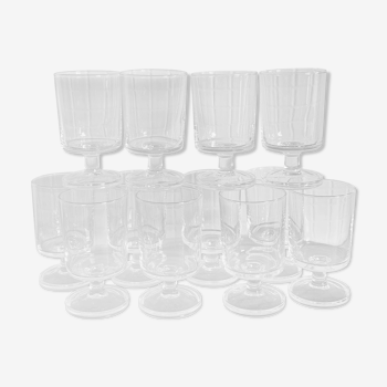 Vintage luminarc white wine glasses