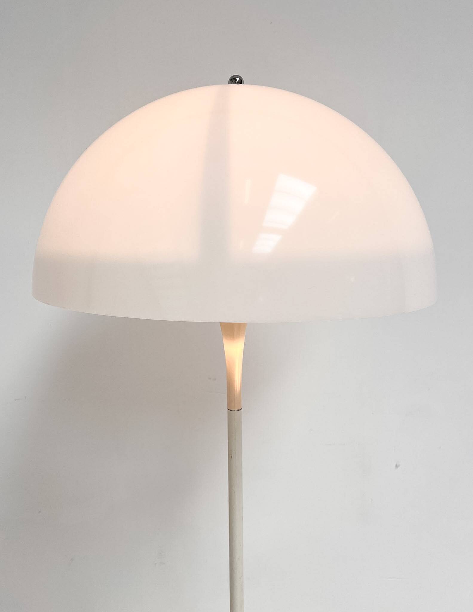 Panthella floor lamp by Verner Panton for Louis Poulsen, 1970’s