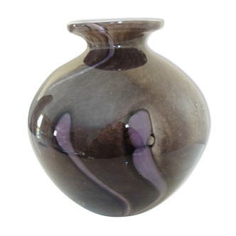 Vase verre multicouche, soufflé avec inclusions, signé la Rochére